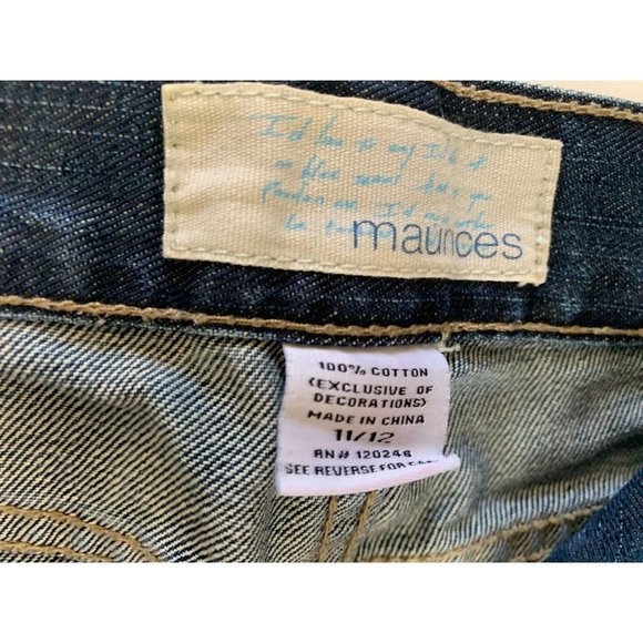 Maurices Juniors Size 11 12 Jeans Capri Cropped Cuffed Hem Denim Distressed - Picture 4 of 4